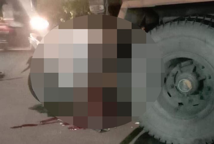 Tài xế Trung Quốc điều khiển xe lao vào nhà dân ở Bình Dương, 3 người bị thương