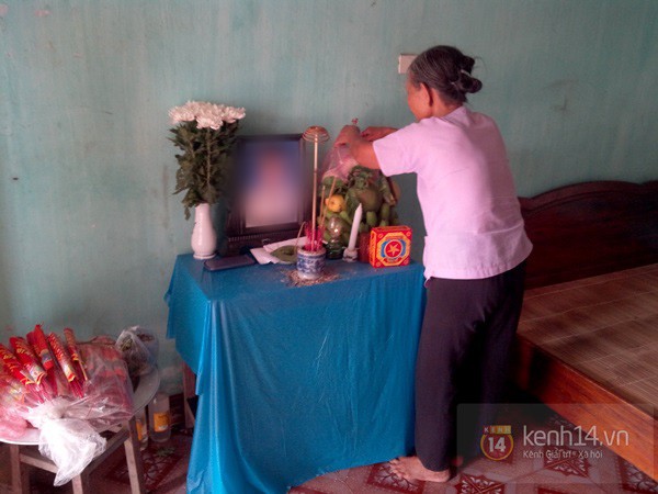 Đau lòng nhiều cô gái trẻ tự tử sau khi bị bạn trai tung cảnh nóng, lộ clip hôn nhau trong lớp học