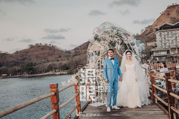 Thêm scandal ngoại tình gây sốc: Tài tử Hoan Lạc Tụng lộ chuyện tòm tem 2 tuần trước đám cưới? Thêm scandal ngoại tình gây sốc: Tài tử Hoan Lạc Tụng lộ chuyện tòm tem 2 tuần trước đám cưới?