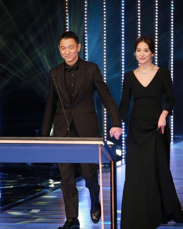 Sao nữ vào vai gái điếm, tài tử đả kích Thành Long thắng ở Kim Tượng