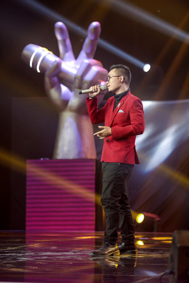 Tuấn Hưng mắng thí sinh The Voice trên sóng truyền hình: Không được lấy lý do bệnh để nói chuyện! Tuấn Hưng mắng thí sinh The Voice trên sóng truyền hình: Không được lấy lý do bệnh để nói chuyện!