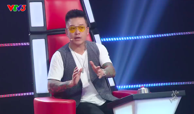 Tuấn Hưng mắng thí sinh The Voice trên sóng truyền hình: Không được lấy lý do bệnh để nói chuyện! Tuấn Hưng mắng thí sinh The Voice trên sóng truyền hình: Không được lấy lý do bệnh để nói chuyện!