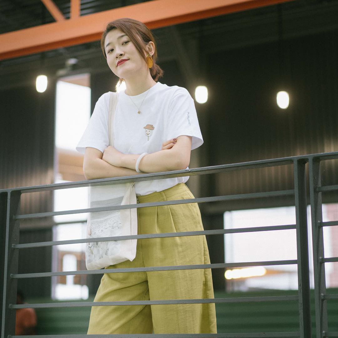 Cứ bình tĩnh mà giảm cân, và cũng không cần hút mỡ bụng vì chị em đã có 5 kiểu áo giấu bụng lớn tuyệt đỉnh này Cứ bình tĩnh mà giảm cân, và cũng không cần hút mỡ bụng vì chị em đã có 5 kiểu áo giấu bụng lớn tuyệt đỉnh này