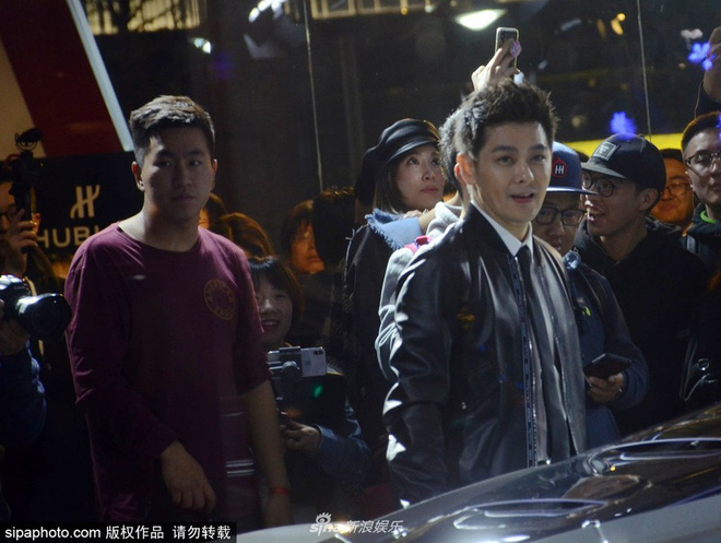 48 tuổi không khác gì 28, có lẽ đây là mỹ nam sở hữu vẻ đẹp ma cà rồng đỉnh cao nhất Cbiz