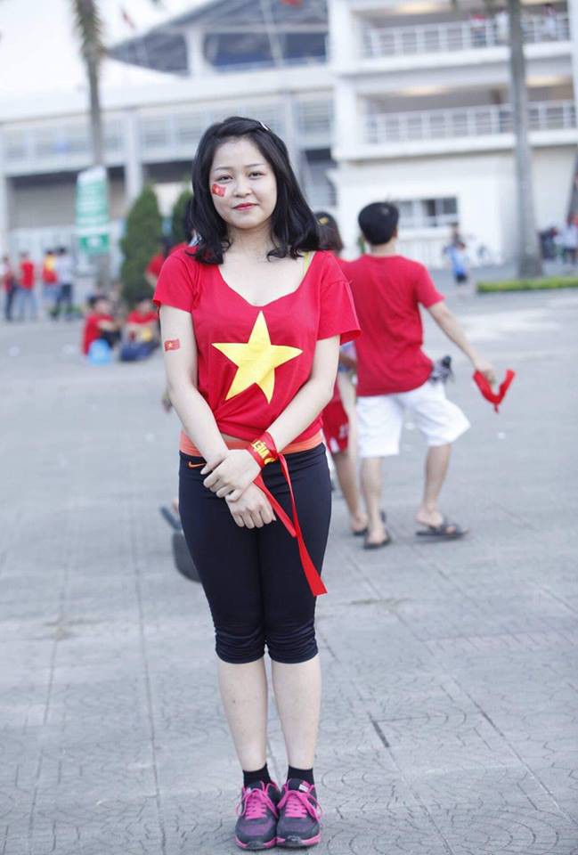 Sốc với hình ảnh thuở còn ngây ngô, chưa đụng chạm dao kéo của hot girl Trâm Anh