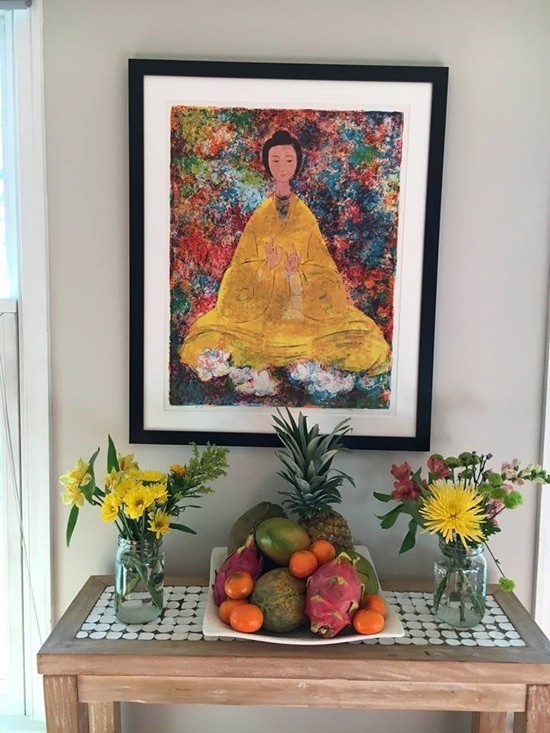 Bỏ hào quang sang Mỹ, Hoa hậu Ngọc Khánh viên mãn sống đời giản dị, trồng nho phụ chồng