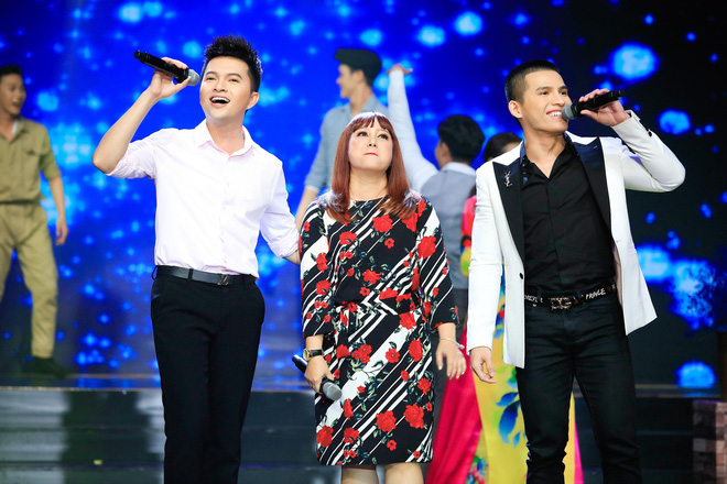 Khép lại 19 năm thanh xuân, MC Quỳnh Hương rơi nước mắt trong số cuối cùng dẫn Thay lời muốn nói