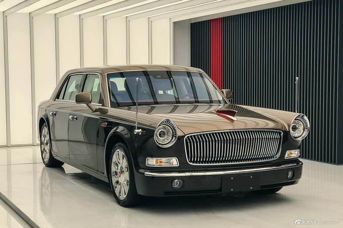 Hongqi L5 2019 - xe Trung Quốc mơ cạnh tranh Rolls-Royce