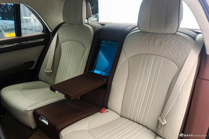 Hongqi L5 2019 - xe Trung Quốc mơ cạnh tranh Rolls-Royce