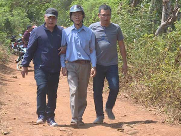 Khởi tố người đàn ông đánh chết vợ rồi dựng hiện trường giả