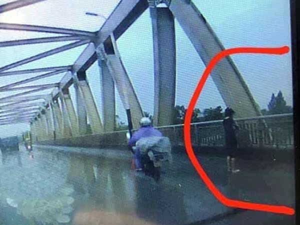 Danh tính nghi phạm hiếp dâm khiến nữ sinh lớp 12 uất ức, nhảy cầu tự tử