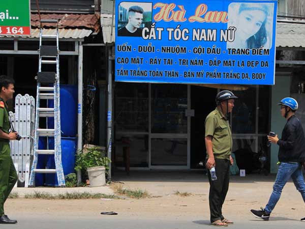 Xin tiền bất thành, tên cướp trói nữ chủ tiệm làm tóc, đâm trọng thương trong nhà vệ sinh