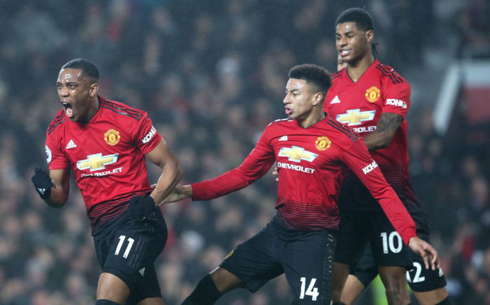 Man United không thể lật đổ Barca nếu cứ đánh cược vào một người không xứng đáng