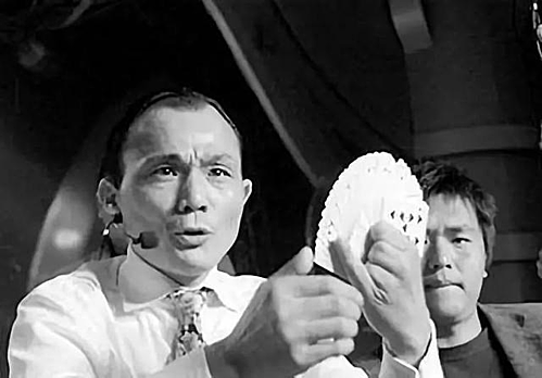 Ông vua cờ bạc thất thế tiết lộ bẫy ngầm của sòng bài