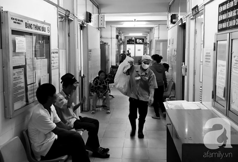 Vừa có kỳ kinh nguyệt đầu tiên, bé gái 14 tuổi ở Bình Dương đã phát hiện ung thư tử cung thời kỳ cuối