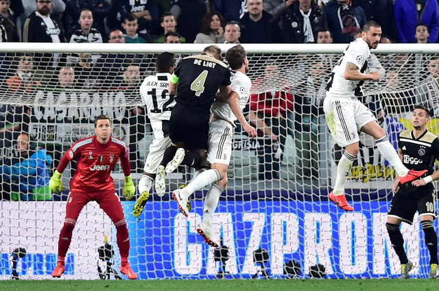 Juventus 1-2 (2-3) Ajax: Ronaldo đánh đầu mở điểm, Juventus vẫn nhận thảm kịch ngay trên sân nhà