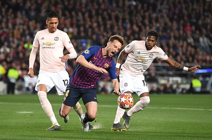 Barca 3-0 (4-0) MU: Messi rực sáng với cú đúp, Barca nhấn chìm MU tại Nou Camp