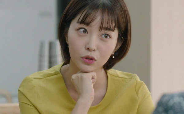 Đi làm về chào mẹ chồng không đáp lời, câu chuyện bất ngờ đằng sau lại khiến nàng dâu cười tủm tỉm mãi