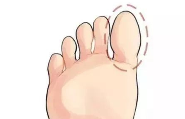 Phụ nữ sở hữu 1 trong 3 tướng chân thiên kim này thì cả đời hạnh phúc đầy đủ, ngủ mơ cũng cười