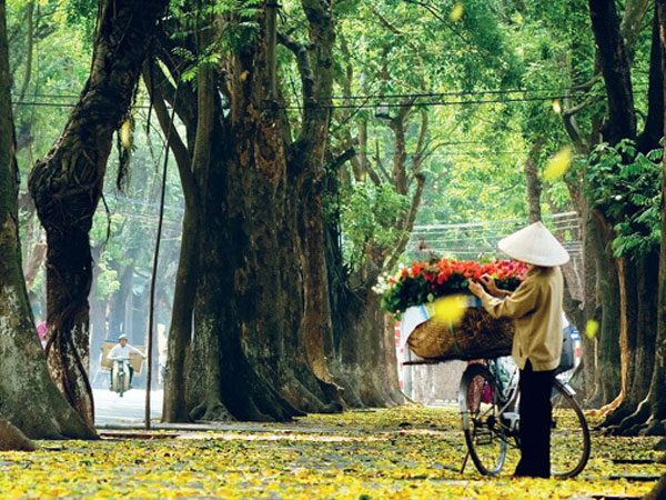 Dự báo thời tiết 17/4: Hà Nội mát mẻ, Sài Gòn nắng gắt