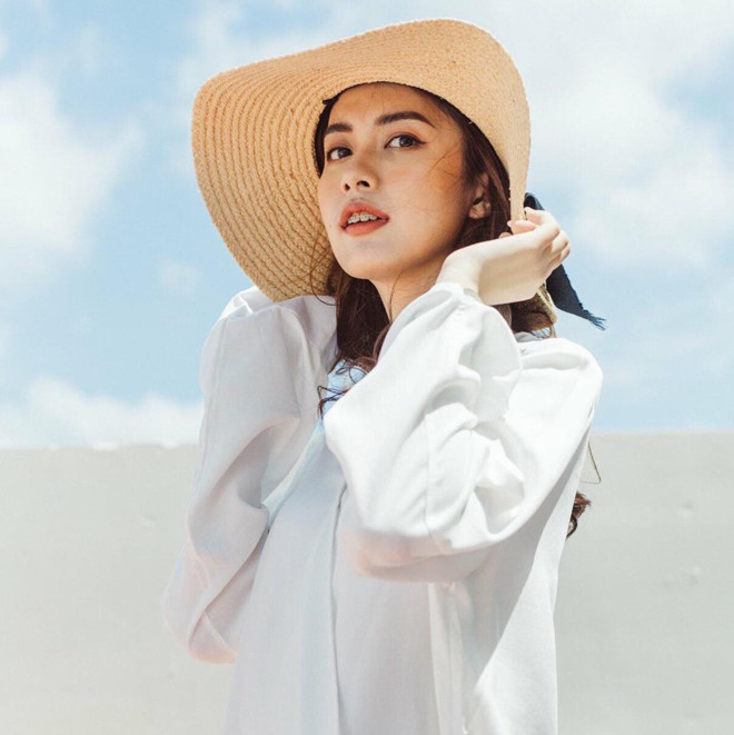 3 hot girl ĐH Hoa Sen nổi tiếng với giới trẻ Sài Gòn