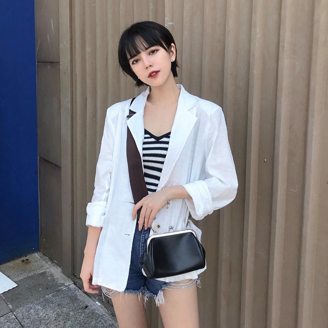 3 hot girl ĐH Hoa Sen nổi tiếng với giới trẻ Sài Gòn