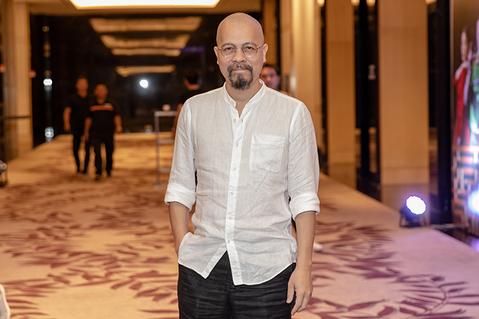 Hoàng Thuỳ Linh rơi nước mắt ngày trở lại phim truyền hình