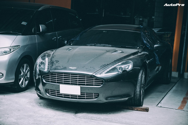 Tay chơi siêu xe khét tiếng Thái Lan: ‘Chỉ những người kiếm tiền bất hợp pháp mới giấu kín chuyện sở hữu siêu xe’ Tay chơi siêu xe khét tiếng Thái Lan: ‘Chỉ những người kiếm tiền bất hợp pháp mới giấu kín chuyện sở hữu siêu xe’