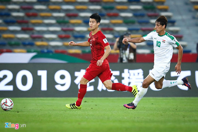 Tiền đạo Iraq từng cùi chỏ Duy Mạnh sắp gia nhập Man City mùa hè này