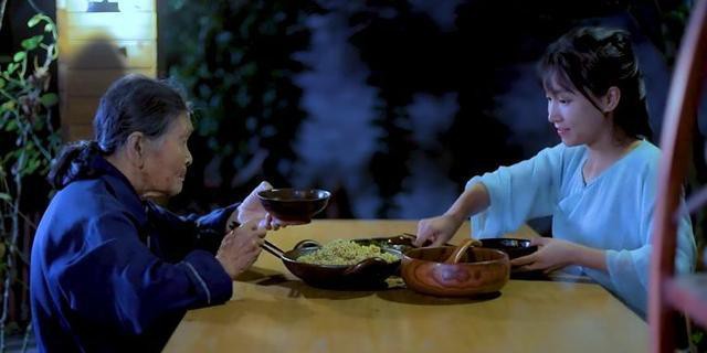 Sống theo cách triệu người ao ước, Lý Tử Thất thực sự giàu có như lời đồn?