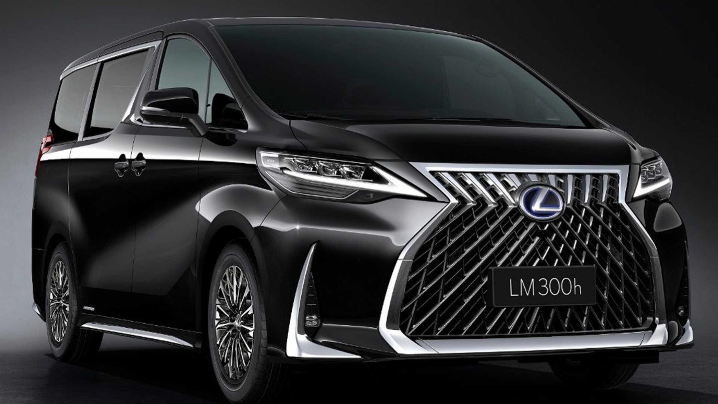 Lexus ra mắt xe chở khách đầu tiên, khoang nội thất kiểu thương gia