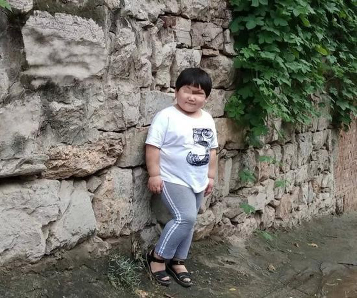 Cha Thích Tiểu Long: Thân thế khủng, là đại cao thủ Thiếu Lâm, gia sản đủ mua cả con phố sầm uất