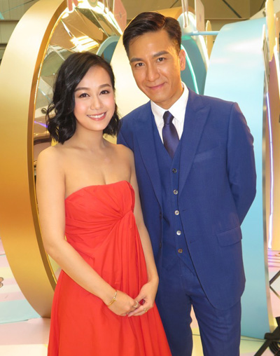 Á hậu Hong Kong xin lỗi bạn trai vì bê bối vụng trộm