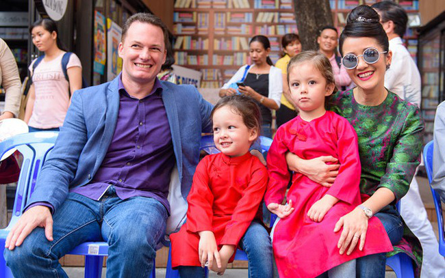 Cuộc sống sau ly hôn của ca sĩ Hồng Nhung: Lạc quan, tự tìm niềm vui cho mình nhưng đáng ngưỡng mộ nhất là điều này