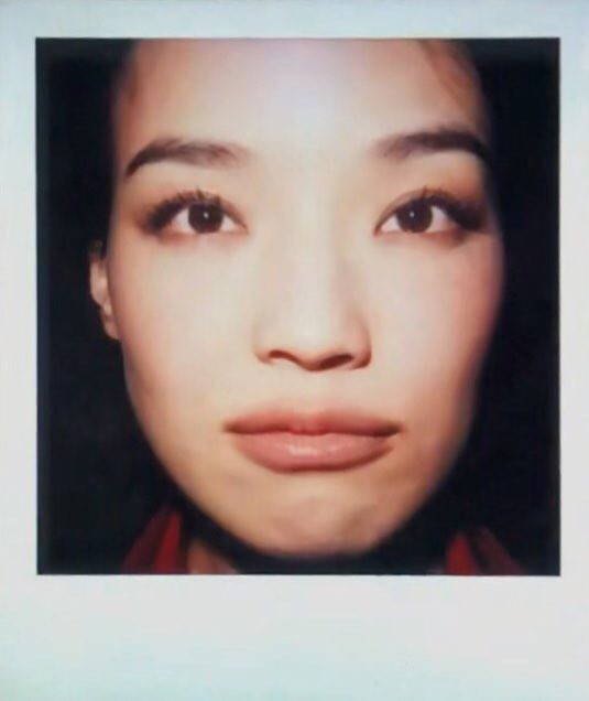 Xôn xao với những bức hình chưa từng được công bố của minh tinh Hoa ngữ