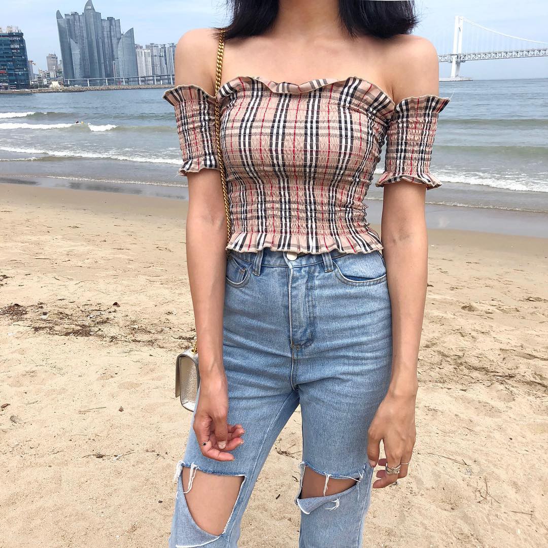 Cứ đến hè là các chị em ráo riết sắm 4 món đồ này, diện mát và quan trọng là sang năm không lỗi mốt