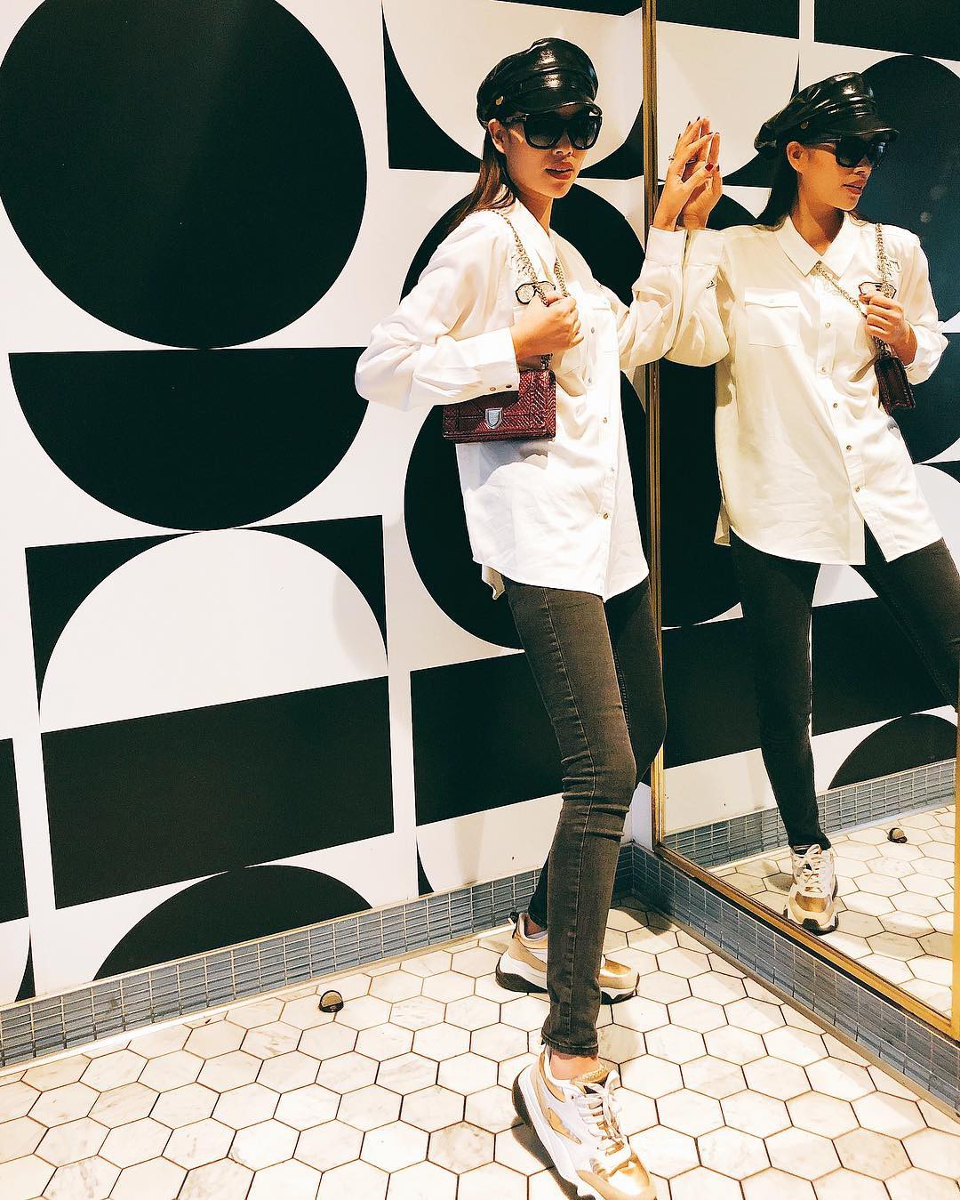 Tái xuất showbiz cũng là lúc style của Phạm Hương thăng hạng vượt bậc, không còn nhạt nhòa như trước kia