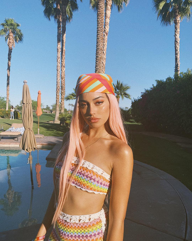 4 hot trend làm đẹp được hội gái xinh tại Coachella quẩy nhiệt tình: xu hướng nào cũng ảo tung chảo 4 hot trend làm đẹp được hội gái xinh tại Coachella quẩy nhiệt tình: xu hướng nào cũng ảo tung chảo
