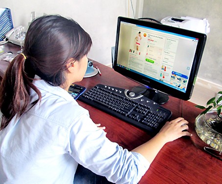 Ghét mặt shop bắt Inbox để biết giá, cô gái lên mạng kêu ca được chị em ủng hộ, ai ngờ sự thật đằng sau lại thế này...