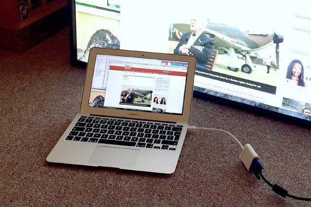 Nghe hướng dẫn trên mạng, thanh niên tự sửa MacBook giá nghìn đô bằng cách cho máy vào lò nướng, đây là kết quả cuối cùng