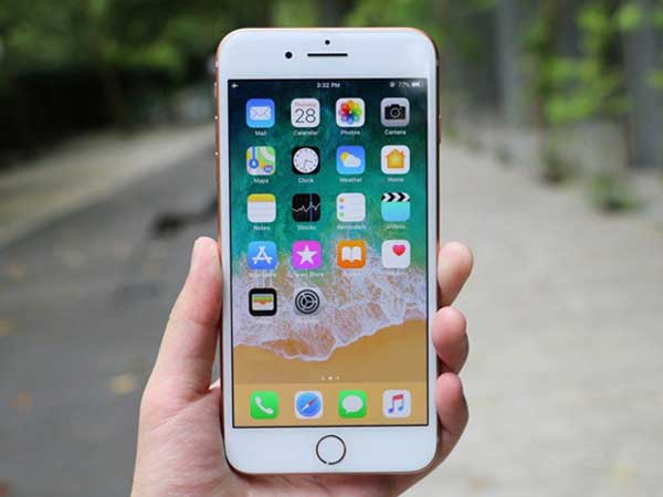 Apple sắp ra mắt bản nâng cấp của iPhone 8 - chip A13, giá từ 649 USD?