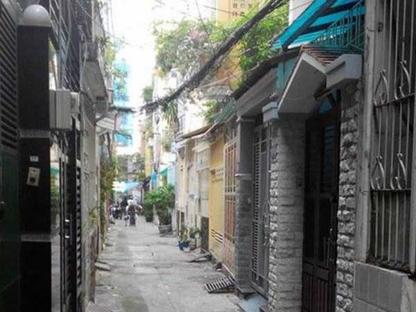 Nhà trong hẻm 5 m, mua ôtô nửa năm tôi đã phải bán vì bất tiện