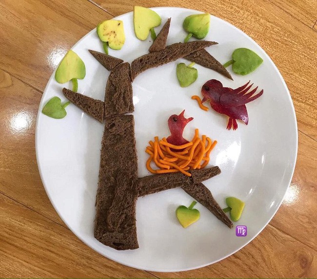 Ngưỡng mộ mẹ 8x làm những đĩa cơm đẹp như mơ cho con khiến cộng đồng mạng dậy sóng