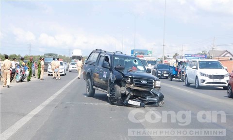 Người lái xe tông CSGT tử vong từng ném bom khói vào ngân hàng ở Sài Gòn