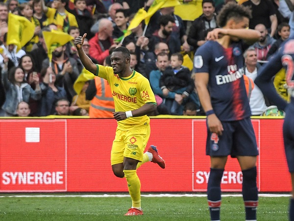 Clip: Dani Alves đốt lưới nhà, PSG lại thua thảm và tiếp tục lỡ cơ hội sớm đăng quang Ligue 1