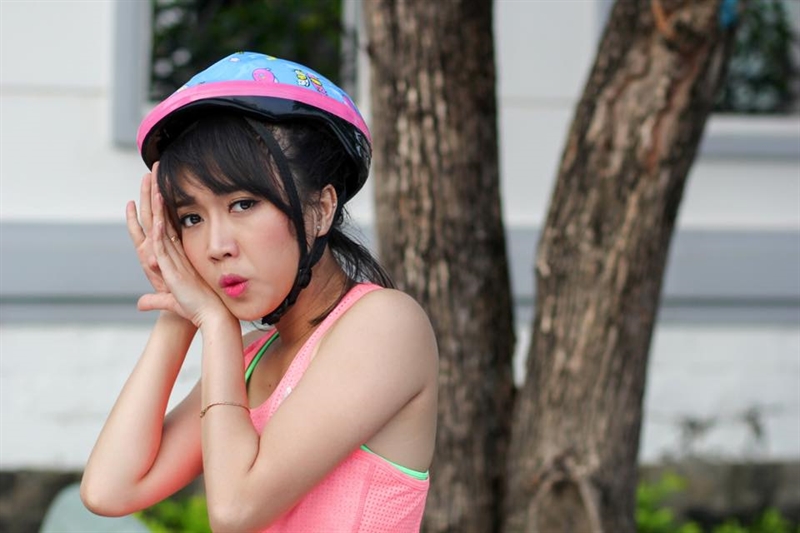 Bị antifan nói có vấn đề về thần kinh, mỹ nhân lầy lội nhất showbiz Việt cứng rắn đáp trả