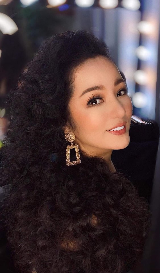 Danh hài Thúy Nga lần đầu chia sẻ về mối tình đầu, đưa hết tiền bạc nhà cửa cho bạn trai giữ hộ nhưng đến lúc chia tay thì thế này Danh hài Thúy Nga lần đầu chia sẻ về mối tình đầu, đưa hết tiền bạc nhà cửa cho bạn trai giữ hộ nhưng đến lúc chia tay thì thế này