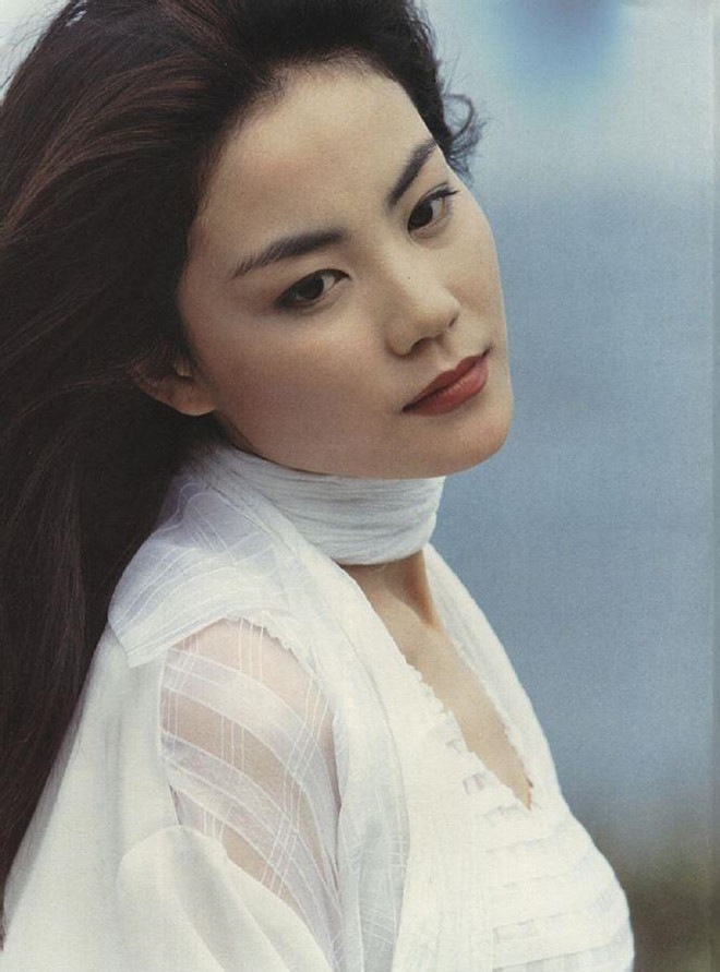 Vương Phi - người đàn bà đẹp khiến Tạ Đình Phong si mê suốt 20 năm