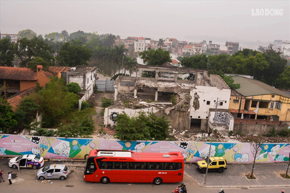 Cận cảnh công viên bị bỏ quên tại khu đất vàng ven Hồ Tây