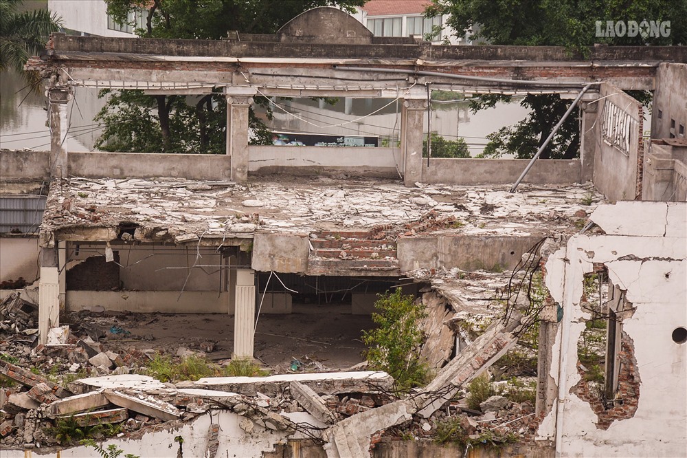 Cận cảnh công viên bị bỏ quên tại khu đất vàng ven Hồ Tây